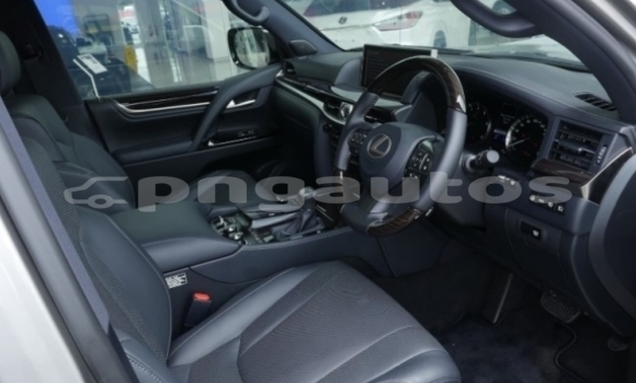 Buy Import Lexus LX 570 Other Car in Port Moresby in National Capital District Buy Import Lexus LX 570 Other Car in Port Moresby in National Capital District