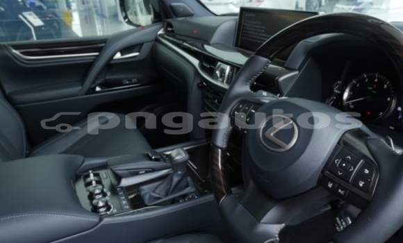 Buy Import Lexus LX 570 Other Car in Port Moresby in National Capital District Buy Import Lexus LX 570 Other Car in Port Moresby in National Capital District