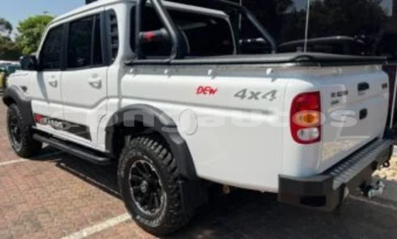 Buy Used Mahindra Scorpio Beige Car in Madang in Madang Buy Used Mahindra Scorpio Beige Car in Madang in Madang