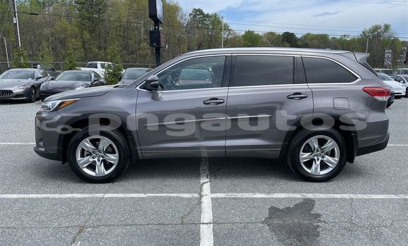 Buy Used Toyota Highlander Other Car in Aiamback in Western (Fly) Buy Used Toyota Highlander Other Car in Aiamback in Western (Fly)