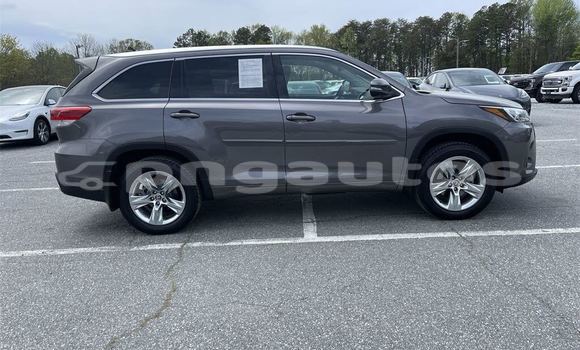 Buy Used Toyota Highlander Other Car in Aiamback in Western (Fly) Buy Used Toyota Highlander Other Car in Aiamback in Western (Fly)