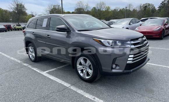 Buy Used Toyota Highlander Other Car in Aiamback in Western (Fly) Buy Used Toyota Highlander Other Car in Aiamback in Western (Fly)