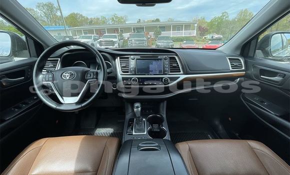 Buy Used Toyota Highlander Other Car in Aiamback in Western (Fly) Buy Used Toyota Highlander Other Car in Aiamback in Western (Fly)