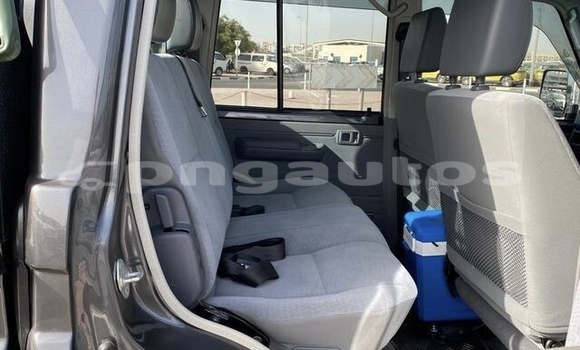 Buy Used Toyota Land Cruiser Black Car in Port Moresby in National Capital District Buy Used Toyota Land Cruiser Black Car in Port Moresby in National Capital District