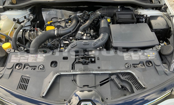 Buy Used Renault Clio White Car in Kimbe in West New Britain Buy Used Renault Clio White Car in Kimbe in West New Britain