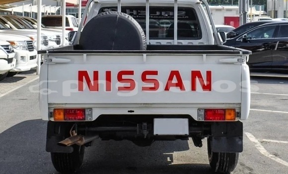 Buy Used Nissan Patrol White Car in Madang in Madang Buy Used Nissan Patrol White Car in Madang in Madang