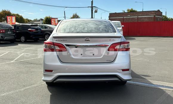 Buy Used Nissan Bluebird Silver Car in Port Moresby in National Capital District Buy Used Nissan Bluebird Silver Car in Port Moresby in National Capital District