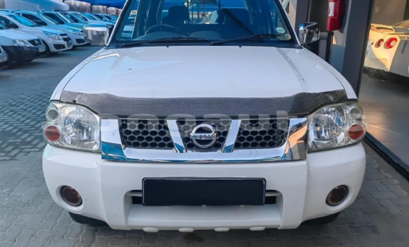 Buy Used Nissan NP 300 White Car in Mendi in Southern Highlands Buy Used Nissan NP 300 White Car in Mendi in Southern Highlands