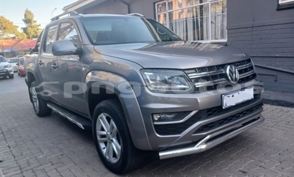 Buy Used Volkswagen Amarok Blue Car in Madang in Madang Buy Used Volkswagen Amarok Blue Car in Madang in Madang