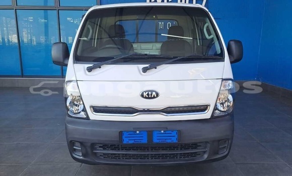 Buy Used Kia K7 White Car in Mendi in Southern Highlands Buy Used Kia K7 White Car in Mendi in Southern Highlands