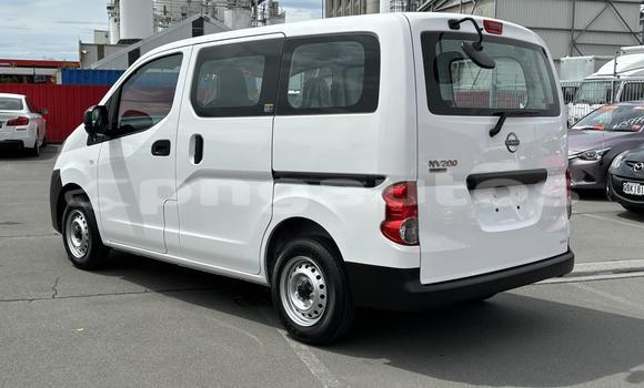 Buy Used Nissan NV200 White Car in Mount Hagen in Western Highlands Buy Used Nissan NV200 White Car in Mount Hagen in Western Highlands
