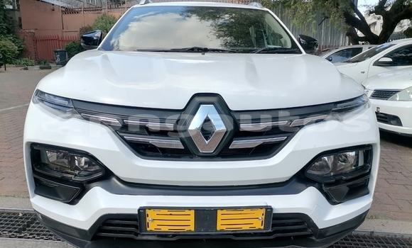 Buy Used Renault KWID White Car in Madang in Madang Buy Used Renault KWID White Car in Madang in Madang