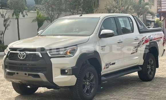 Buy Used Toyota Hilux White Car in Port Moresby in National Capital District Buy Used Toyota Hilux White Car in Port Moresby in National Capital District