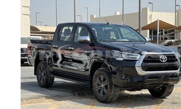 Buy Used Toyota Hilux White Car in Port Moresby in National Capital District Buy Used Toyota Hilux White Car in Port Moresby in National Capital District