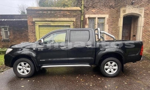 Buy Used Toyota Hilux Black Car in Kimbe in West New Britain Buy Used Toyota Hilux Black Car in Kimbe in West New Britain