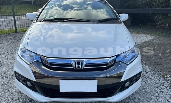 Buy Used Honda Insight White Car in Port Moresby in National Capital District Buy Used Honda Insight White Car in Port Moresby in National Capital District