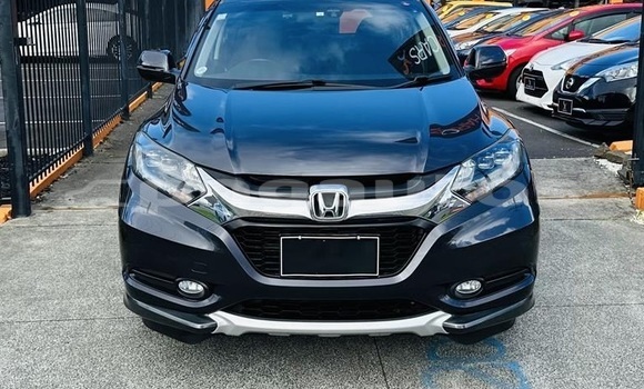 Buy Used Honda Vezel Blue Car in Buka Town in Autonomous Region of Bougainville Buy Used Honda Vezel Blue Car in Buka Town in Autonomous Region of Bougainville