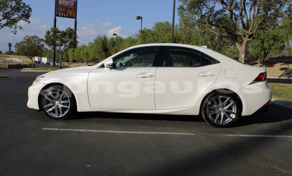 Buy Used Lexus IS White Car in Lae in Morobe Buy Used Lexus IS White Car in Lae in Morobe