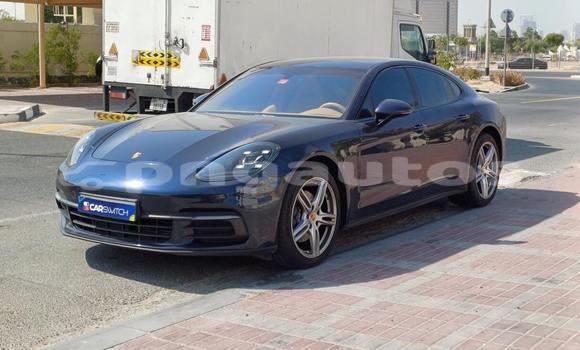 Buy Used Porsche Panamera Blue Car in Madang in Madang Buy Used Porsche Panamera Blue Car in Madang in Madang