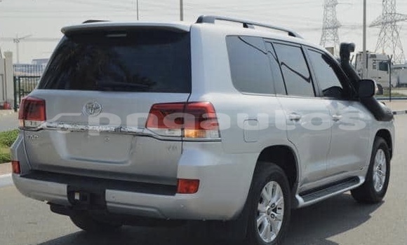 Acheter Occasion Voiture Toyota Land Cruiser Gris à Wewak, East Sepik Acheter Occasion Voiture Toyota Land Cruiser Gris à Wewak, East Sepik