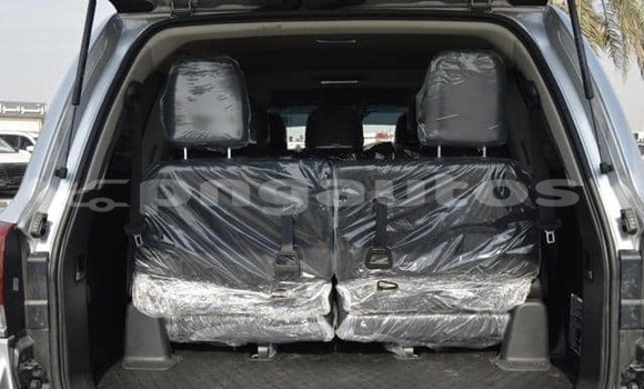 Acheter Occasion Voiture Toyota Land Cruiser Gris à Wewak, East Sepik Acheter Occasion Voiture Toyota Land Cruiser Gris à Wewak, East Sepik