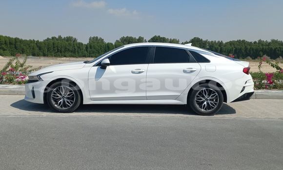 Buy Used Kia K5 White Car in Lae in Morobe Buy Used Kia K5 White Car in Lae in Morobe