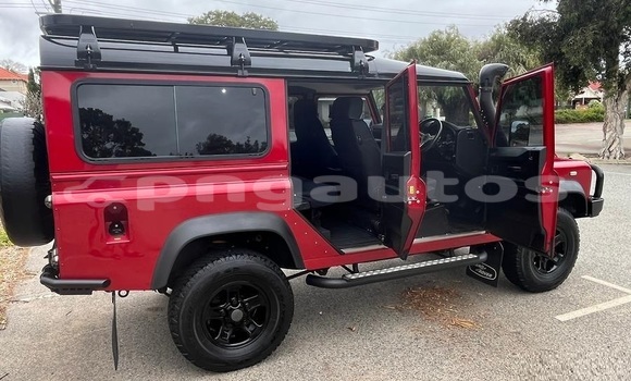 Buy Used Land Rover Defender Red Car in Port Moresby in National Capital District Buy Used Land Rover Defender Red Car in Port Moresby in National Capital District