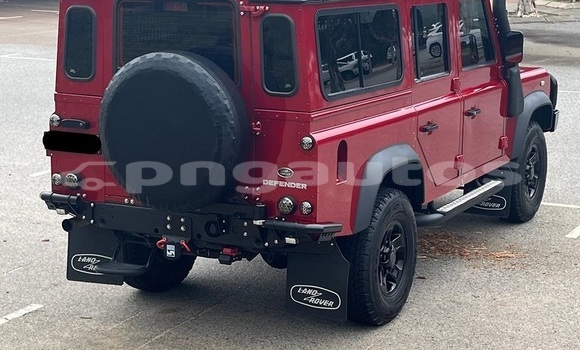 Buy Used Land Rover Defender Red Car in Port Moresby in National Capital District Buy Used Land Rover Defender Red Car in Port Moresby in National Capital District