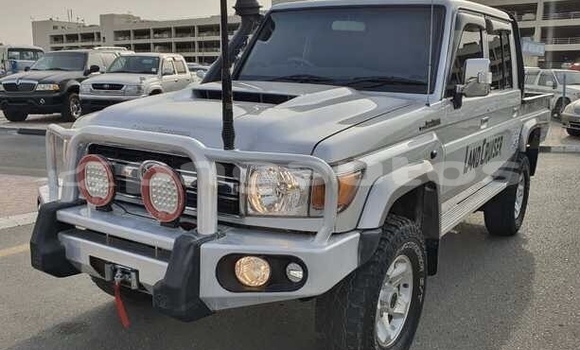 Buy Used Toyota Land Cruiser Silver Car in Vanimo in Sandaun Buy Used Toyota Land Cruiser Silver Car in Vanimo in Sandaun