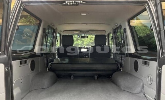 Buy Used Toyota Land Cruiser Black Car in Lae in Morobe Buy Used Toyota Land Cruiser Black Car in Lae in Morobe