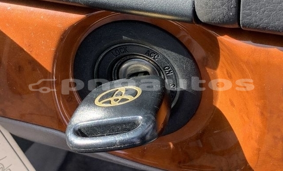 Acheter Occasion Voiture Toyota MarkII Gris à Port Moresby, National Capital District Acheter Occasion Voiture Toyota MarkII Gris à Port Moresby, National Capital District