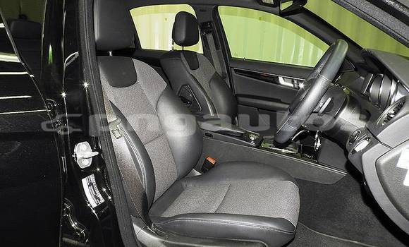 Buy Used Mercedes-Benz C-klasse Other Car in Port Moresby in National Capital District Buy Used Mercedes-Benz C-klasse Other Car in Port Moresby in National Capital District