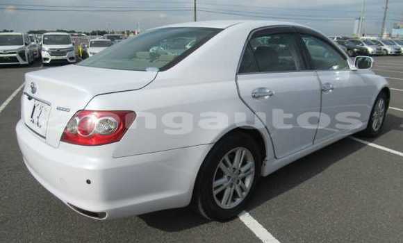 Buy Used Toyota Mark X White Car in Port Moresby in National Capital District Buy Used Toyota Mark X White Car in Port Moresby in National Capital District