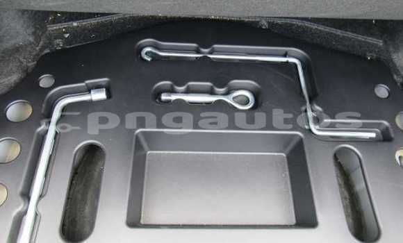 Buy Used Toyota Mark X White Car in Port Moresby in National Capital District Buy Used Toyota Mark X White Car in Port Moresby in National Capital District