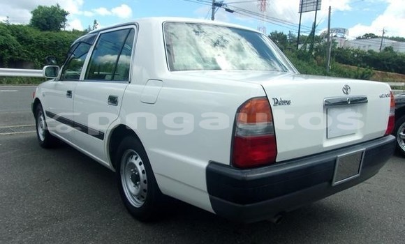 Buy Used Toyota Comfort White Car in Port Moresby in National Capital District Buy Used Toyota Comfort White Car in Port Moresby in National Capital District