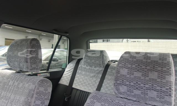 Buy Used Toyota Comfort White Car in Port Moresby in National Capital District Buy Used Toyota Comfort White Car in Port Moresby in National Capital District