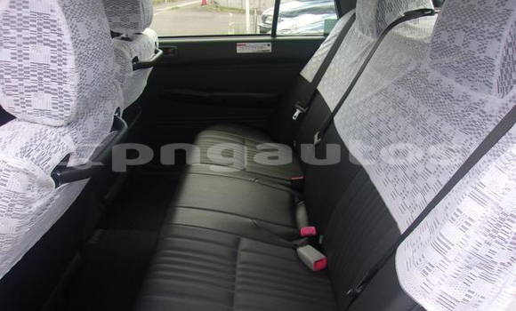Buy Used Toyota Comfort White Car in Port Moresby in National Capital District Buy Used Toyota Comfort White Car in Port Moresby in National Capital District