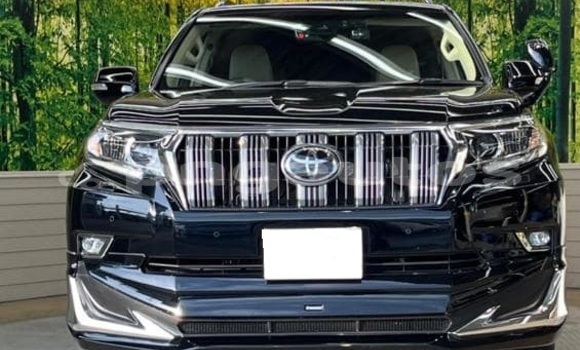 Acheter Occasion Voiture Toyota Land Cruiser Prado Noir à Port Moresby, National Capital District Acheter Occasion Voiture Toyota Land Cruiser Prado Noir à Port Moresby, National Capital District