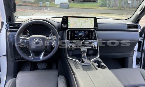 Acheter Occasion Voiture Lexus LX Blanc à Ambunti, East Sepik Acheter Occasion Voiture Lexus LX Blanc à Ambunti, East Sepik