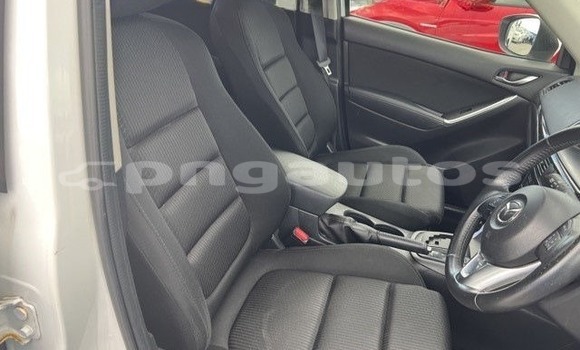 Acheter Import Voiture Mazda CX-5 Blanc à Port Moresby, National Capital District Acheter Import Voiture Mazda CX-5 Blanc à Port Moresby, National Capital District