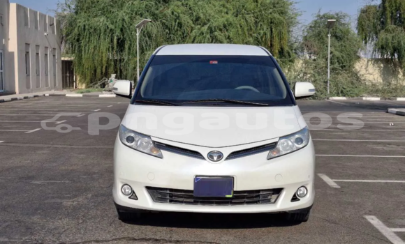 Buy Used Toyota Previa White Car in Lae in Morobe Buy Used Toyota Previa White Car in Lae in Morobe