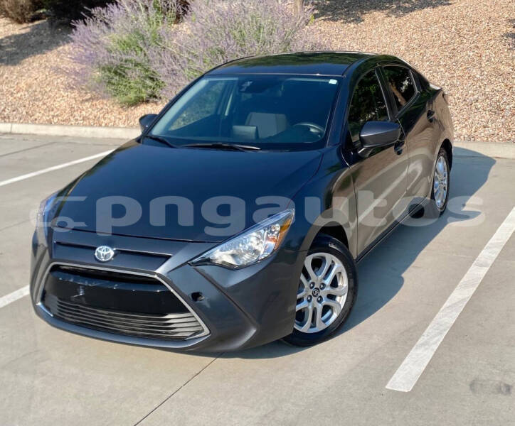 Big with watermark toyota yaris national capital district port moresby 7844