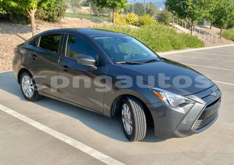 Big with watermark toyota yaris national capital district port moresby 7844