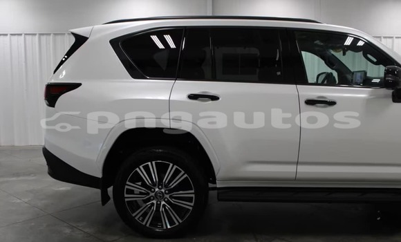 Buy Used Lexus LX White Car in Port Moresby in National Capital District Buy Used Lexus LX White Car in Port Moresby in National Capital District