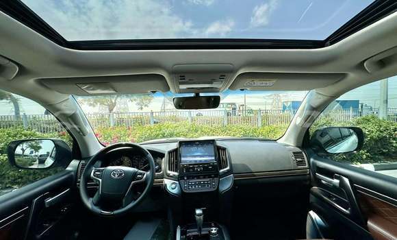 Buy Used Toyota Land Cruiser White Car in Lae in Morobe Buy Used Toyota Land Cruiser White Car in Lae in Morobe