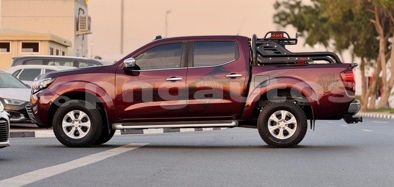 Big with watermark nissan navara enga import dubai 7855