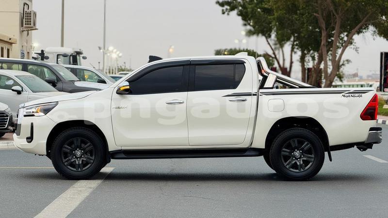 Big with watermark toyota hiluxe revo enga import dubai 7858