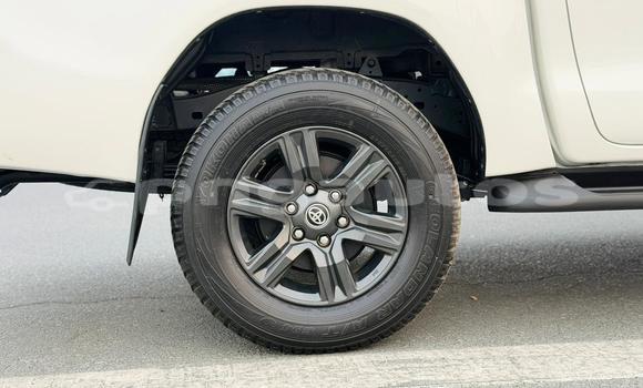 Buy Used Toyota Hiluxe Revo White Car in Import - Dubai in Enga Buy Used Toyota Hiluxe Revo White Car in Import - Dubai in Enga