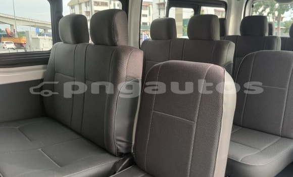 Acheter Occasion Voiture Toyota Hiace Blanc à Arufa, Western Highlands Acheter Occasion Voiture Toyota Hiace Blanc à Arufa, Western Highlands