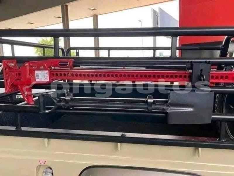 Big with watermark toyota land cruiser morobe lae 7860